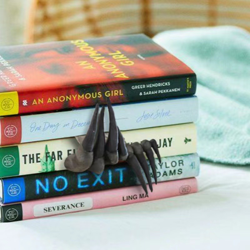Resin Art Bookmark - القوطية الشيطان مخلب المرجعية الراتنج اليد