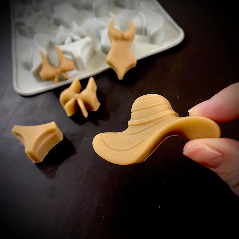 قالب سيليكون بتصميم بيكيني صيف - مراجعة Resin Art Materials وسعره