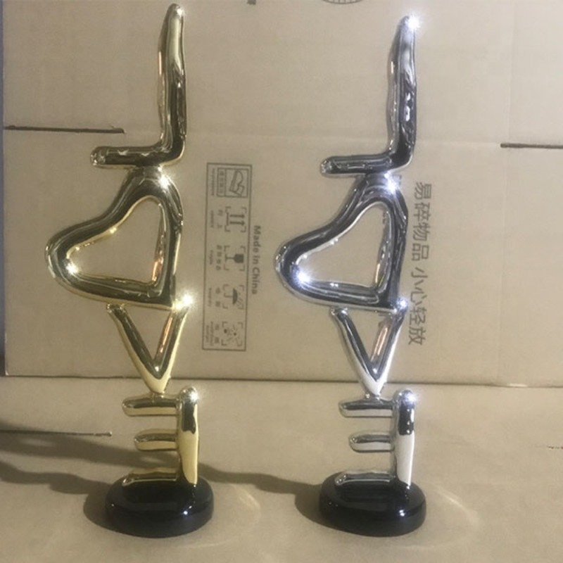 ديكورات فنية من الراتنج على شك - مراجعة Resin Art Gallery وسعره