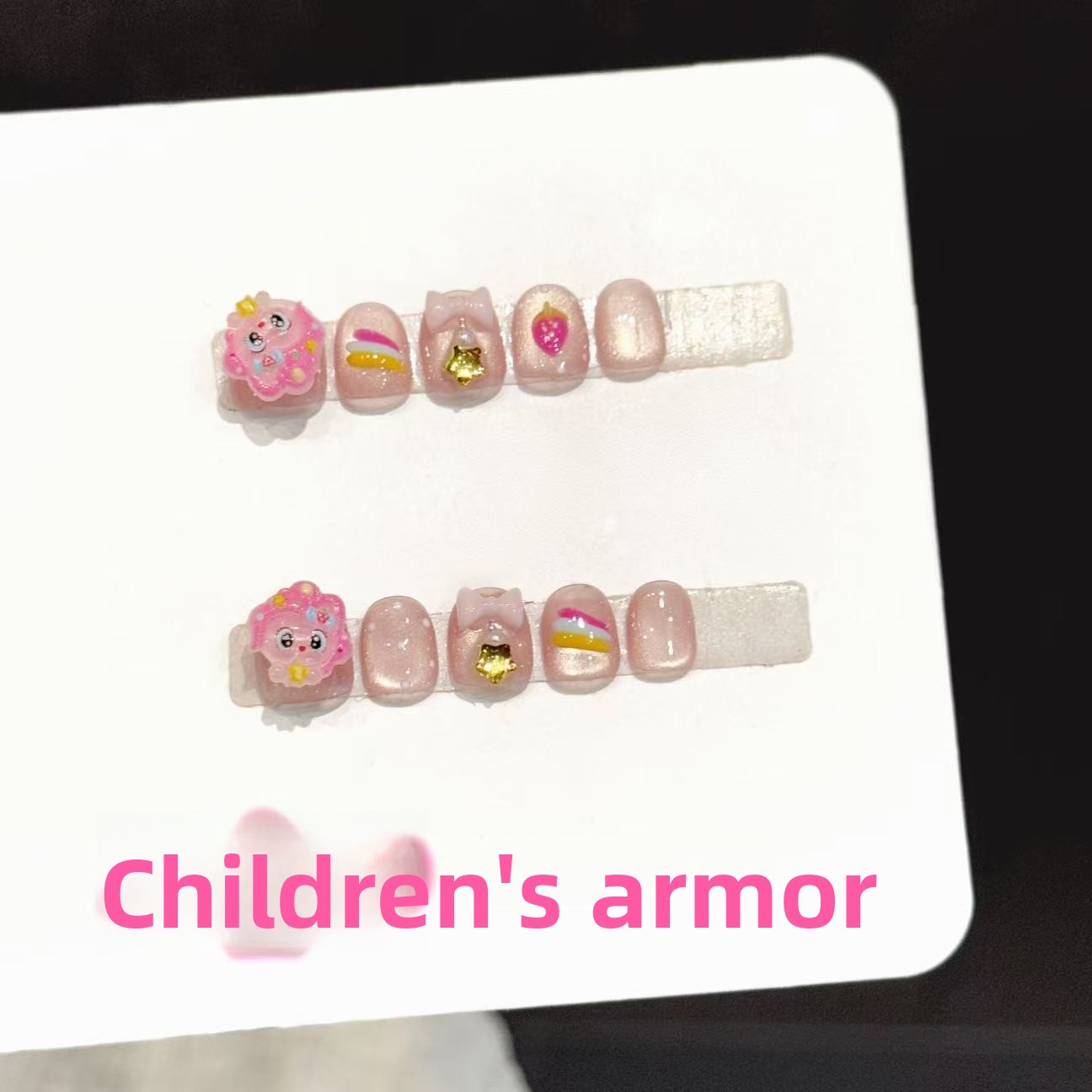 10 قطع من ملصقات الأظافر اليدو - مراجعة Resin Art Sticker وسعره