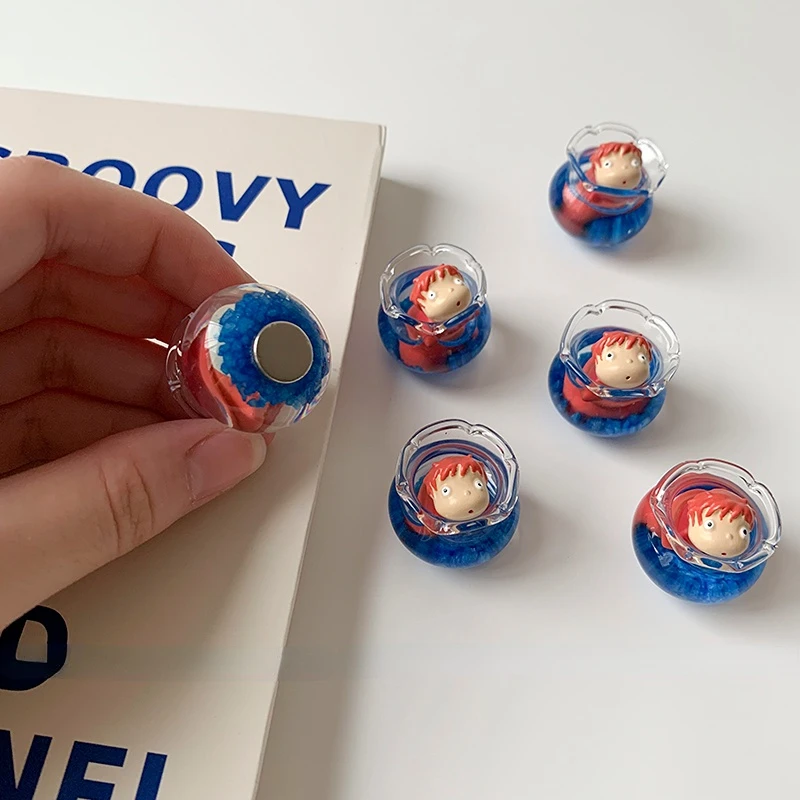 مغناطيس ثلاجة على شكل حوض سمك  - مراجعة Resin Art Sticker وسعره