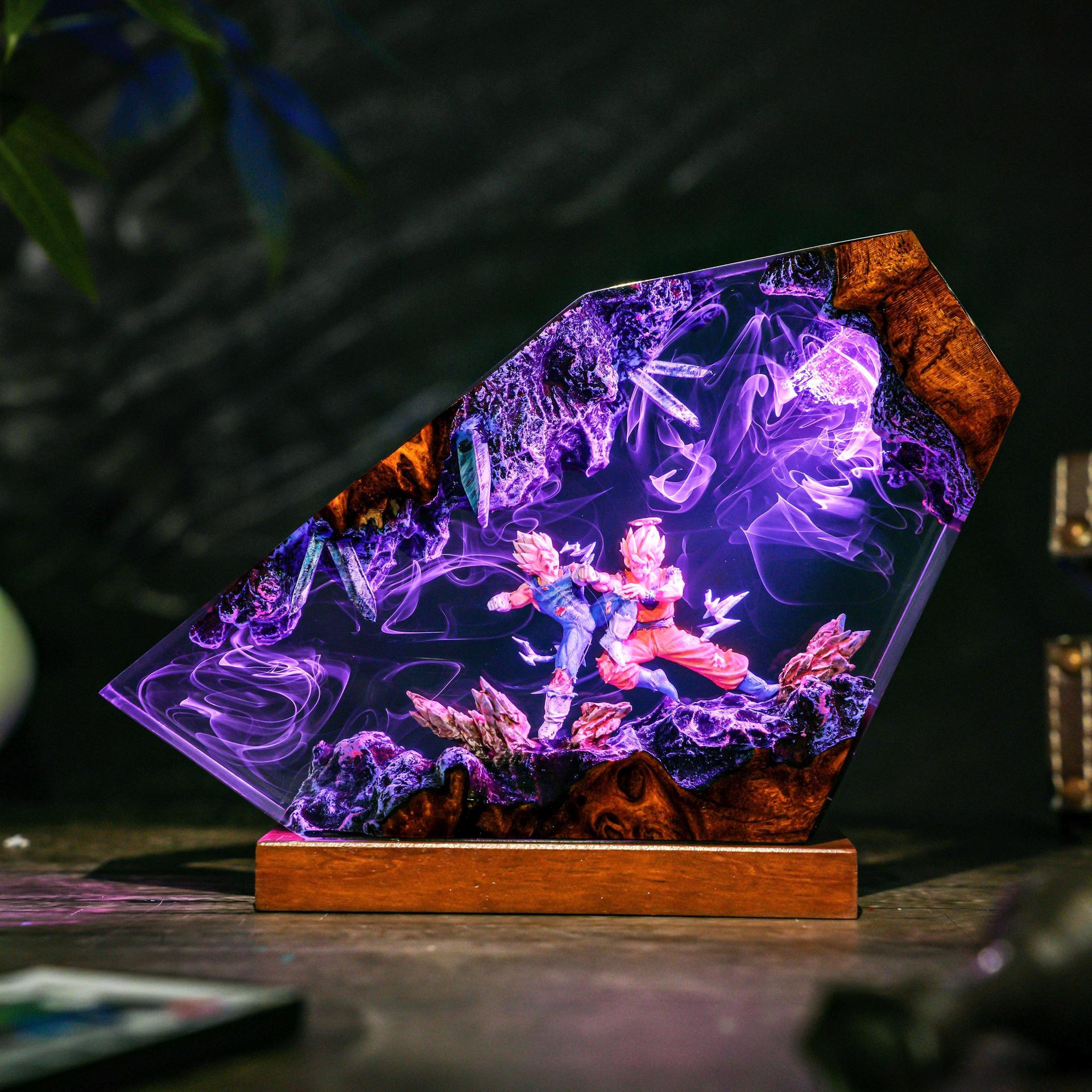 مصباح ليلي LED مصنوع يدويًا من - مراجعة Resin Art Goku وسعره